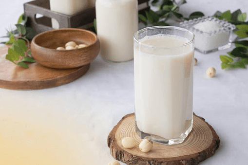 8 lợi ích của sữa hạt sen